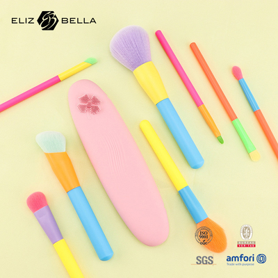 Set di spazzole per il trucco cosmetico in stile colorato, essenziale per la cura della bellezza
