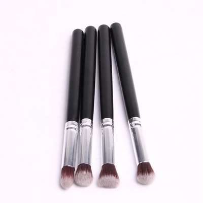 Set di pennelli trucco da viaggio con logo personalizzato per un'applicazione trucco professionale