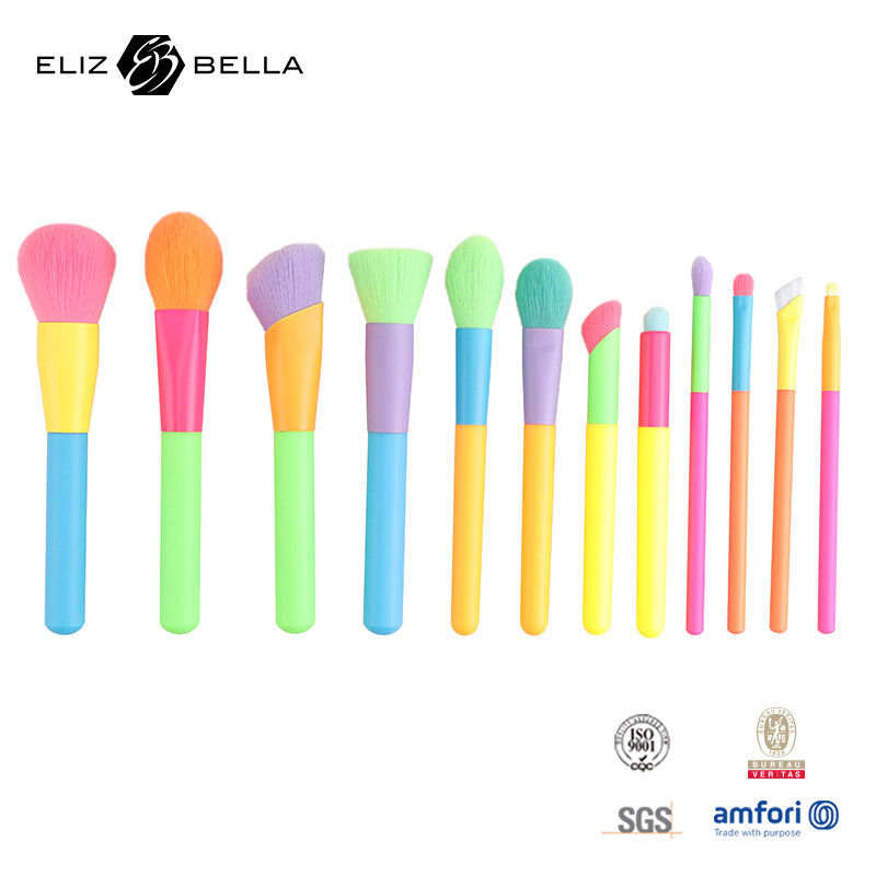 12pcs Manico di plastica colorato E Ferrule di alluminio Set di spazzole cosmetiche di bellezza