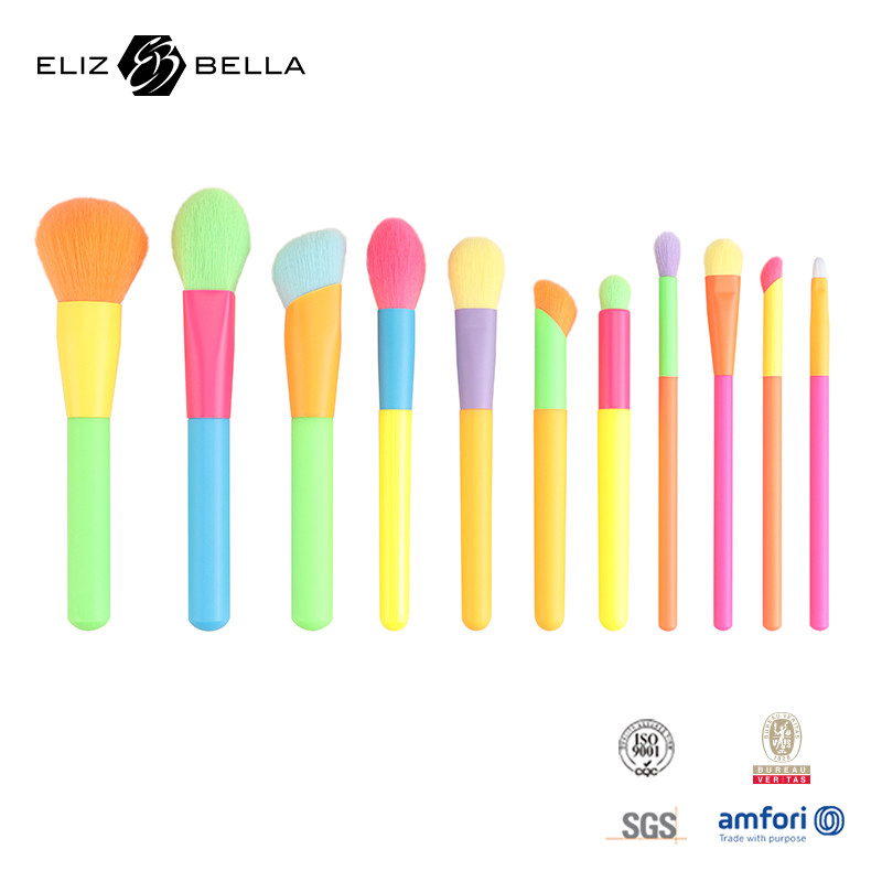 12 pcs spazzole da trucco con manico di legno colorato e ferrule LOGO personalizzato accettato